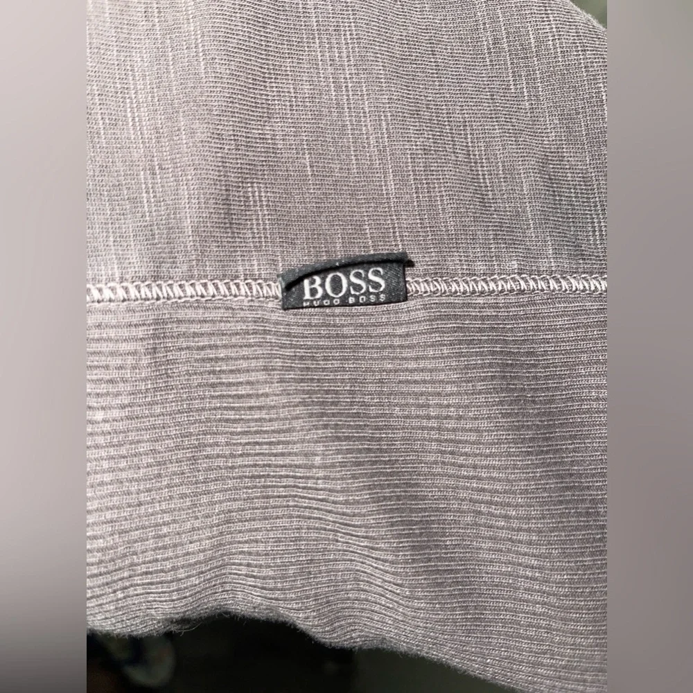 Hugo Boss - Picture 3 of 4